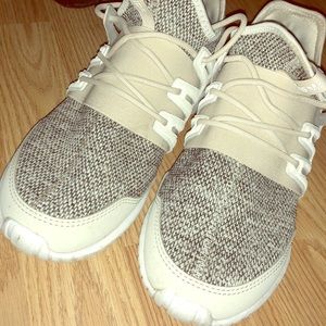 Adidas tubular radial